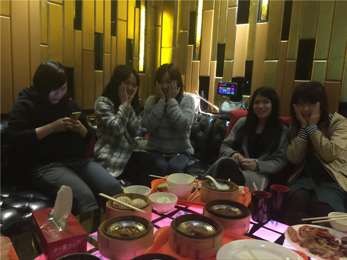 震旦复印机彩印记录3月科颐寿星生日会